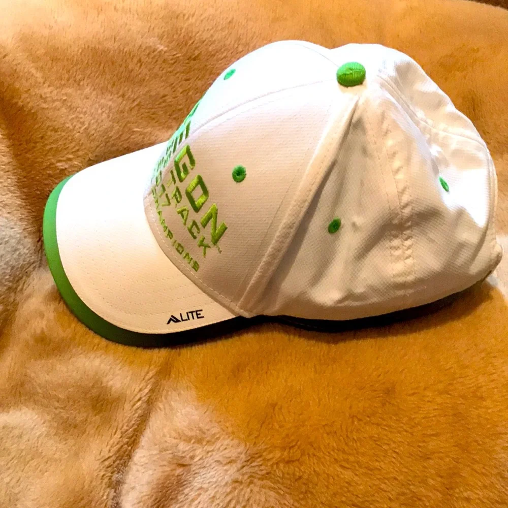 Oregon Ducks Ladies Track 2017 National Champions Ball Cap.
